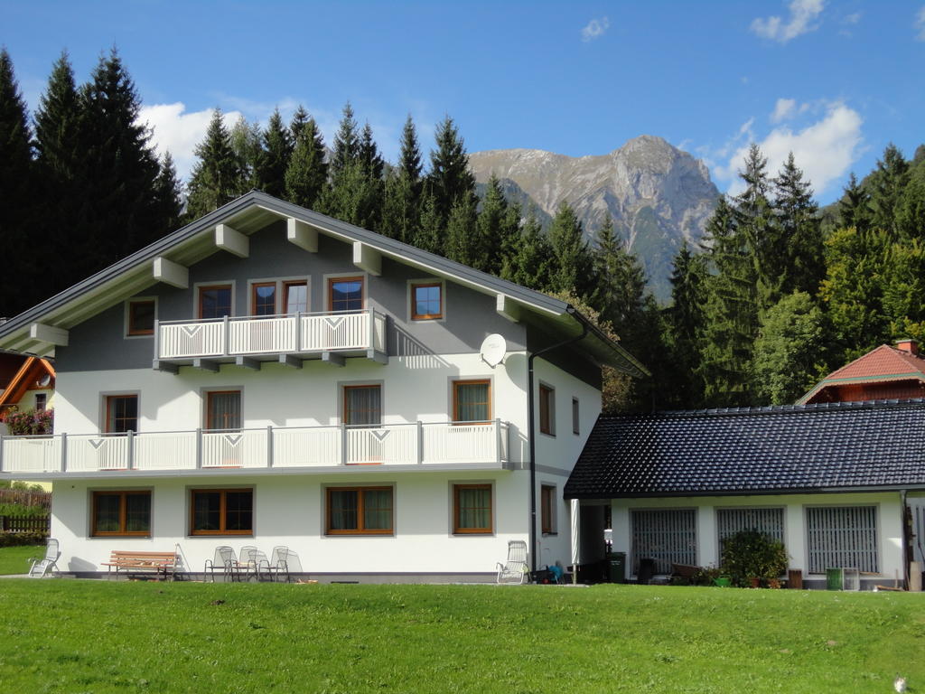 Gaestehaus Bergrast ชลัดมิง ภายนอก รูปภาพ