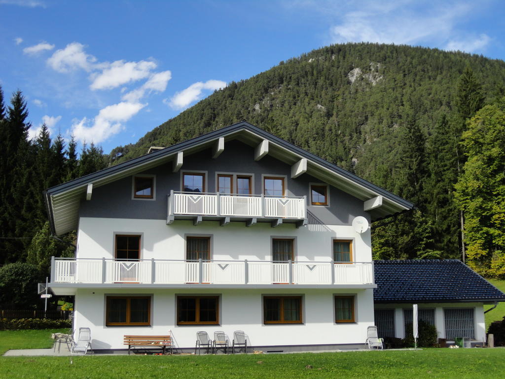 Gaestehaus Bergrast ชลัดมิง ภายนอก รูปภาพ